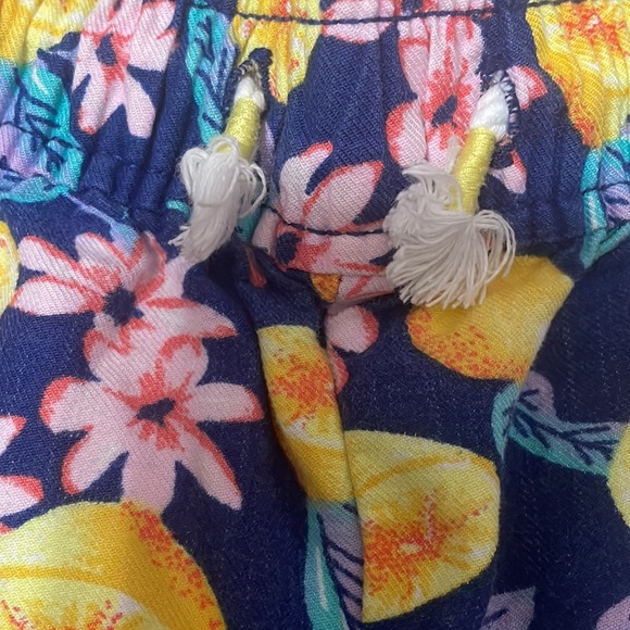 Girls Bundle shorts 💚 💜 - Picture 3 of 5